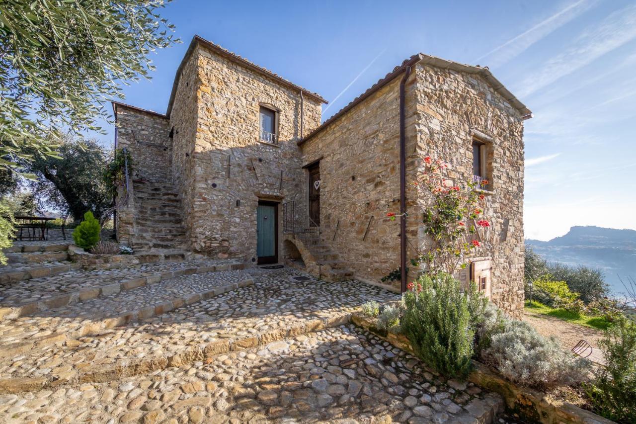 Agriturismo C'Era Una Volta Camporosso  Exterior foto